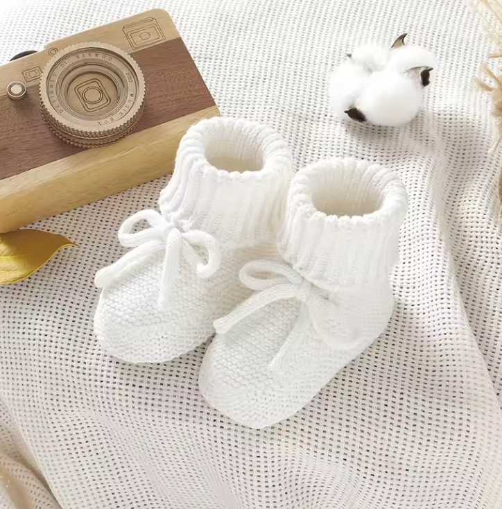 Warm & Soft – Knitted Infant Booties