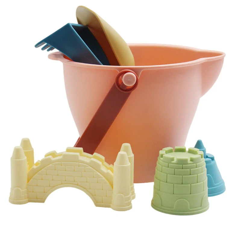 Sensory Summer Activity - Beach bucket with accessories