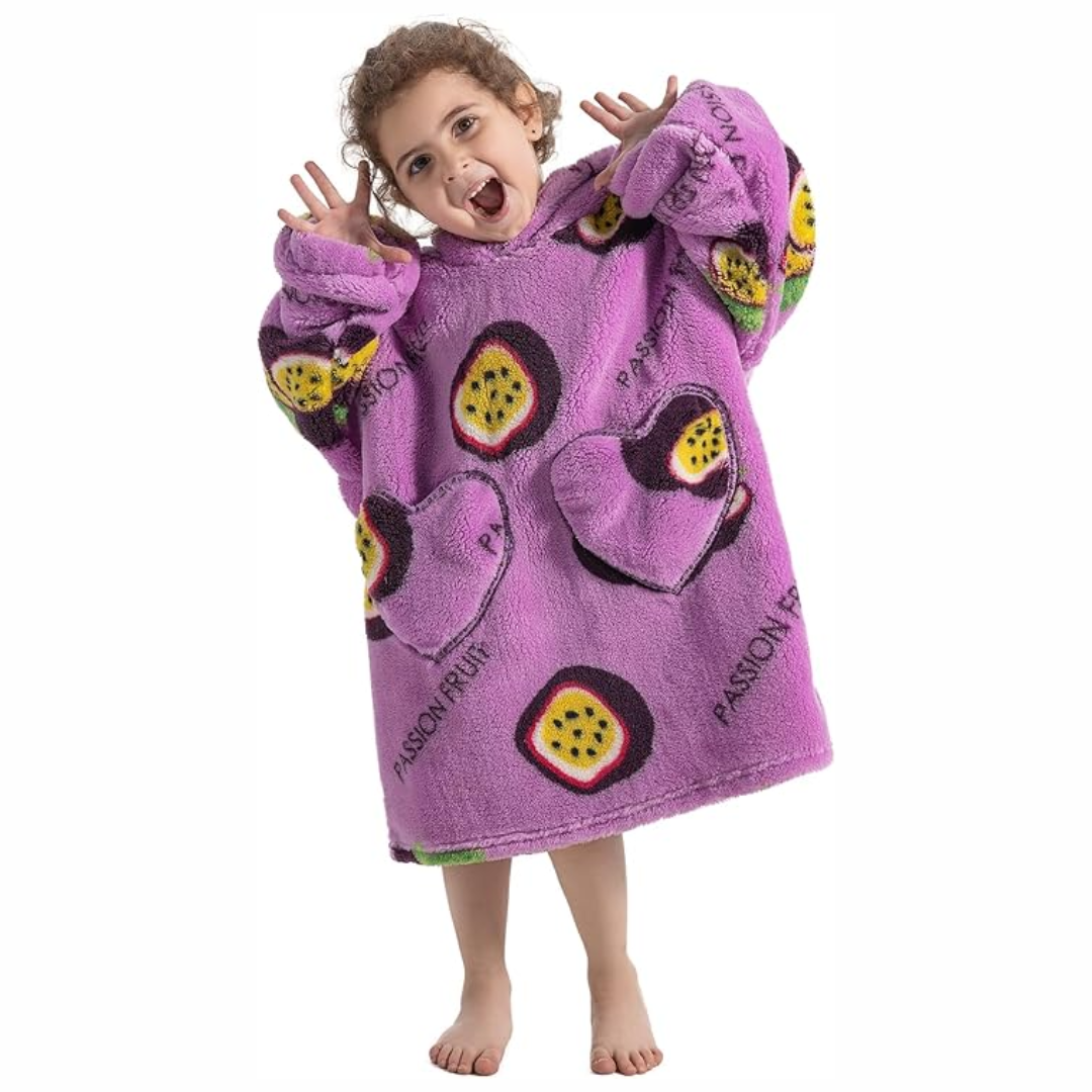 Cute and comfortable – Children's blanket with hood
