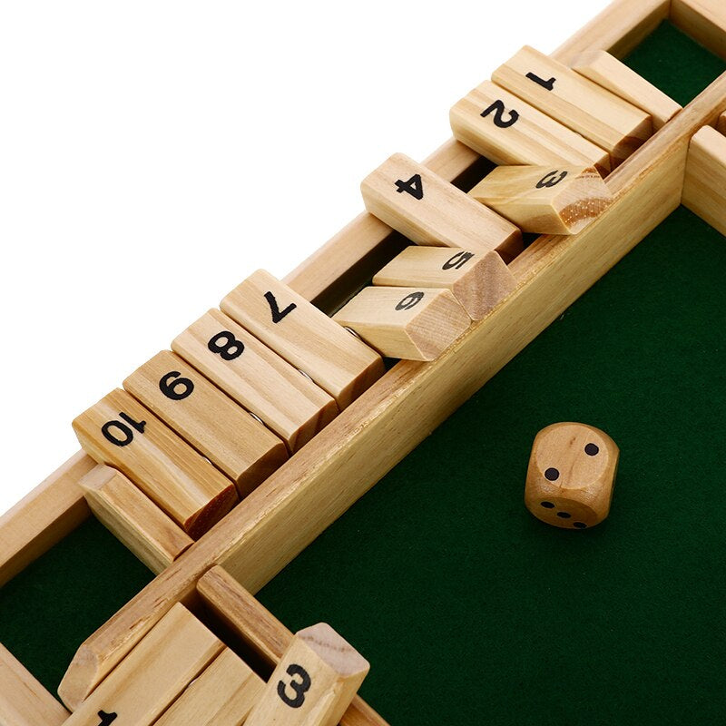 A fun family game! - Wood board game