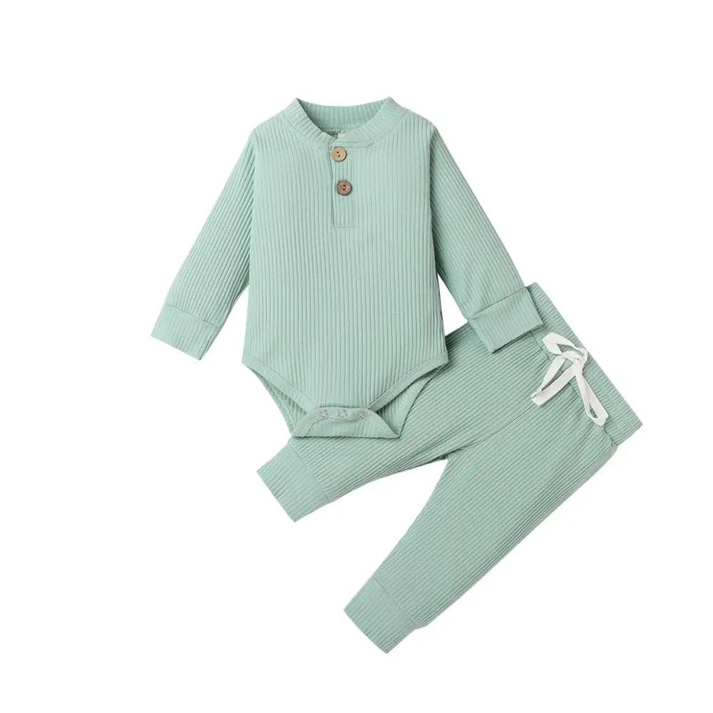 Comfortable Infant Clothing Set