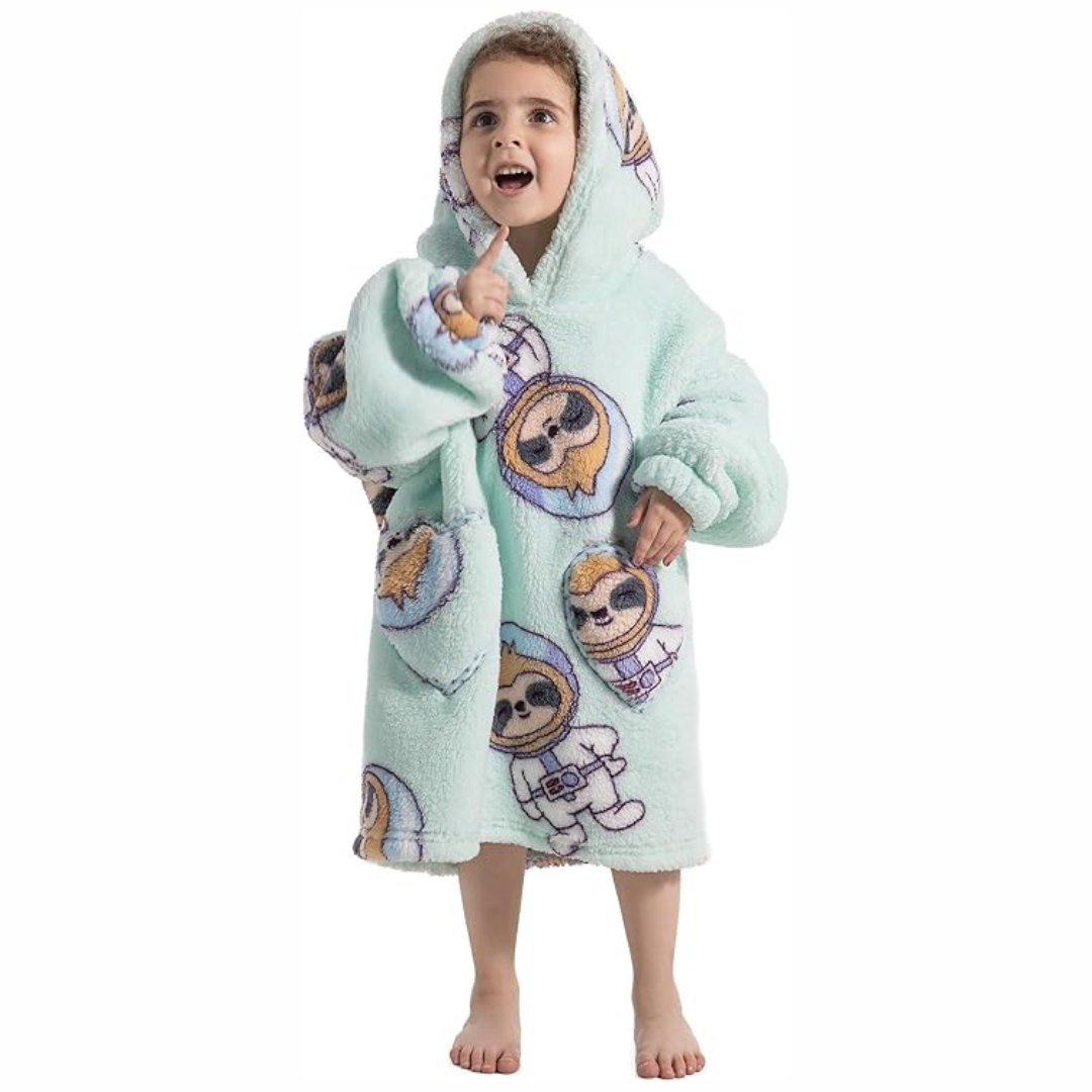 Cute and comfortable – Children's blanket with hood