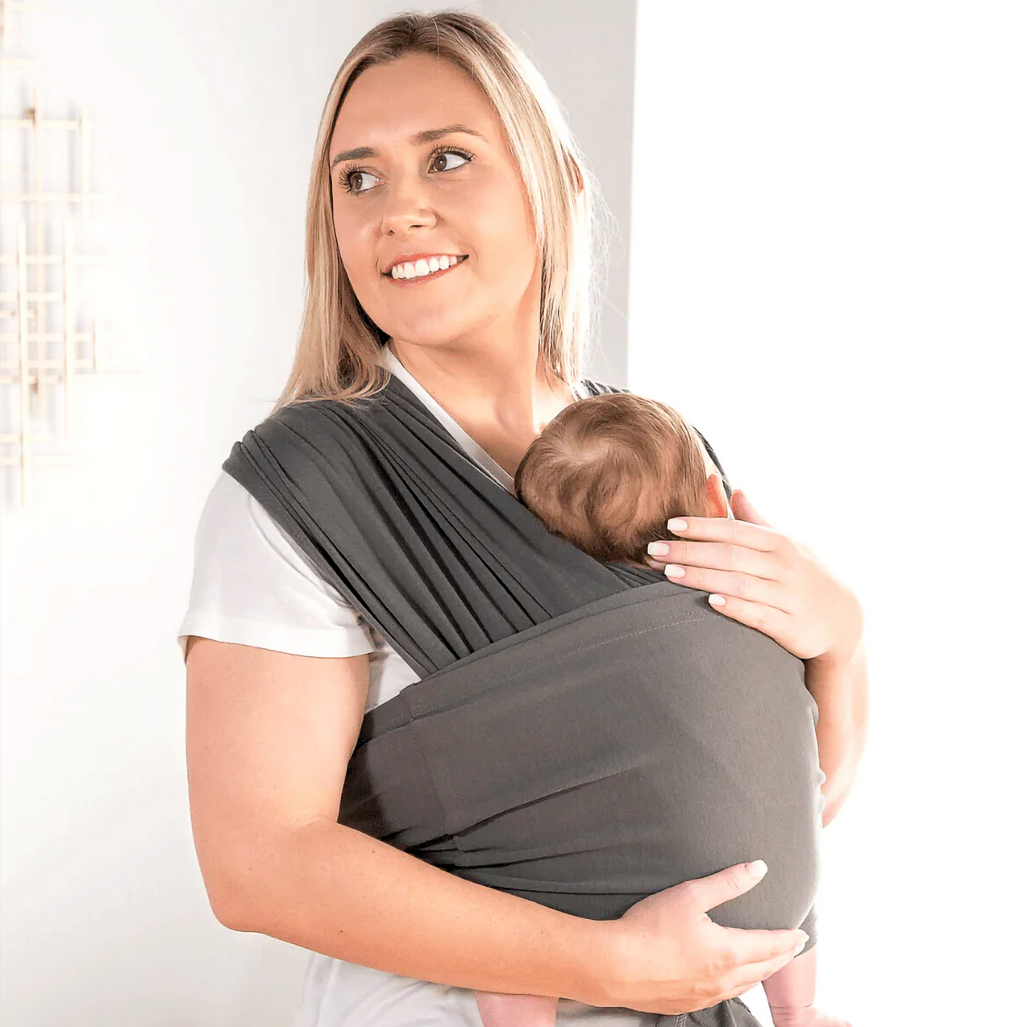 Back-friendly Carrying – Ergonomic Infant Carrier
