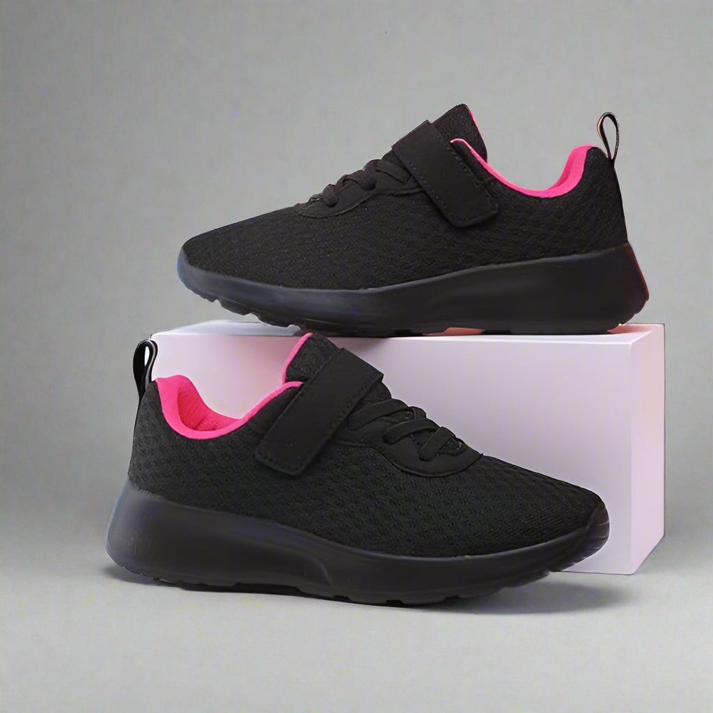 Comfortable and trendy – Mesh running shoes