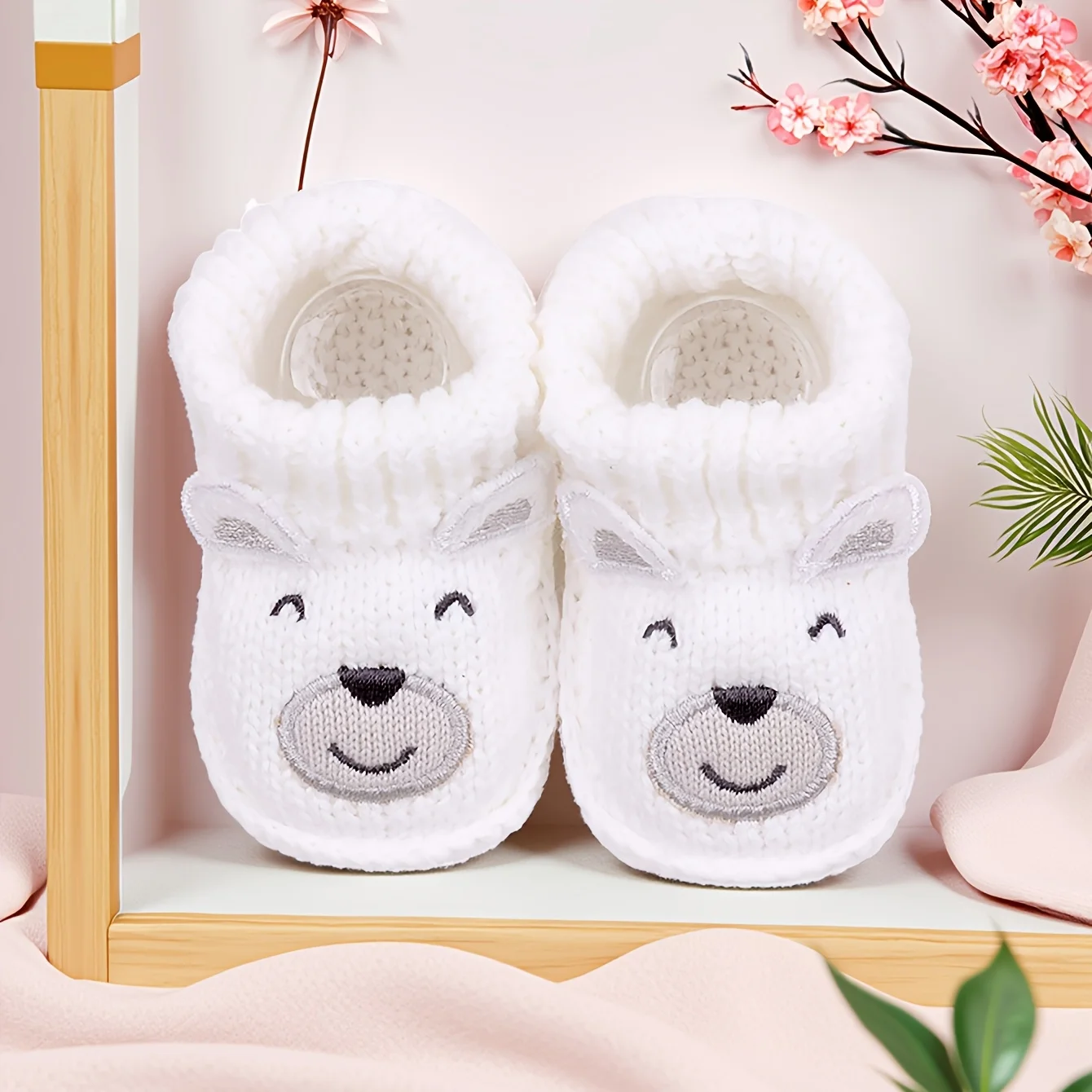 Knitted Infant Booties (3-6 months)