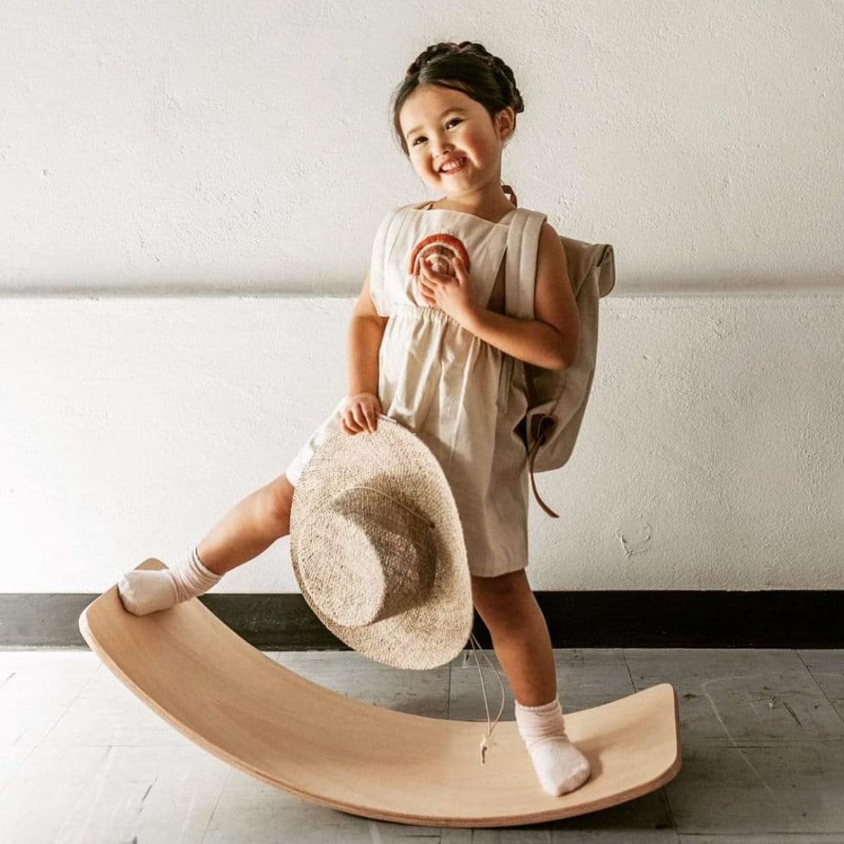 Multipurpose toy - Wood balance board