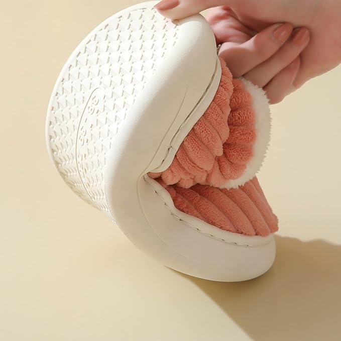 Cuddly Plush & Warm – Anti-Slip Slippers