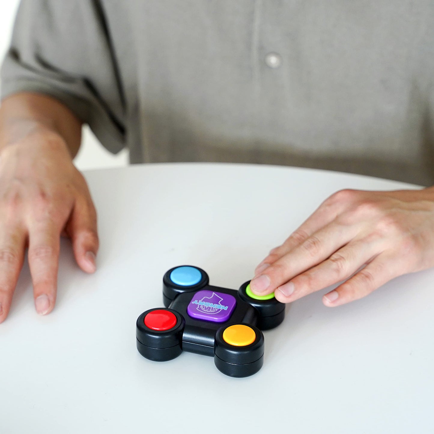 Test your memory - Memory game with lights