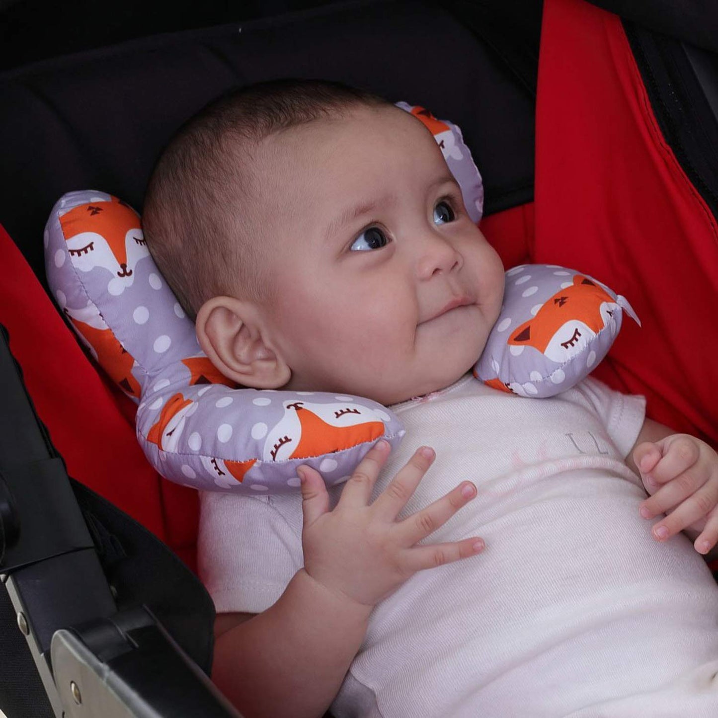 Supports baby's head - Infant pillow
