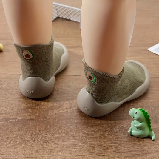 Natural Walking – Infant Shoes With Flexible Soles