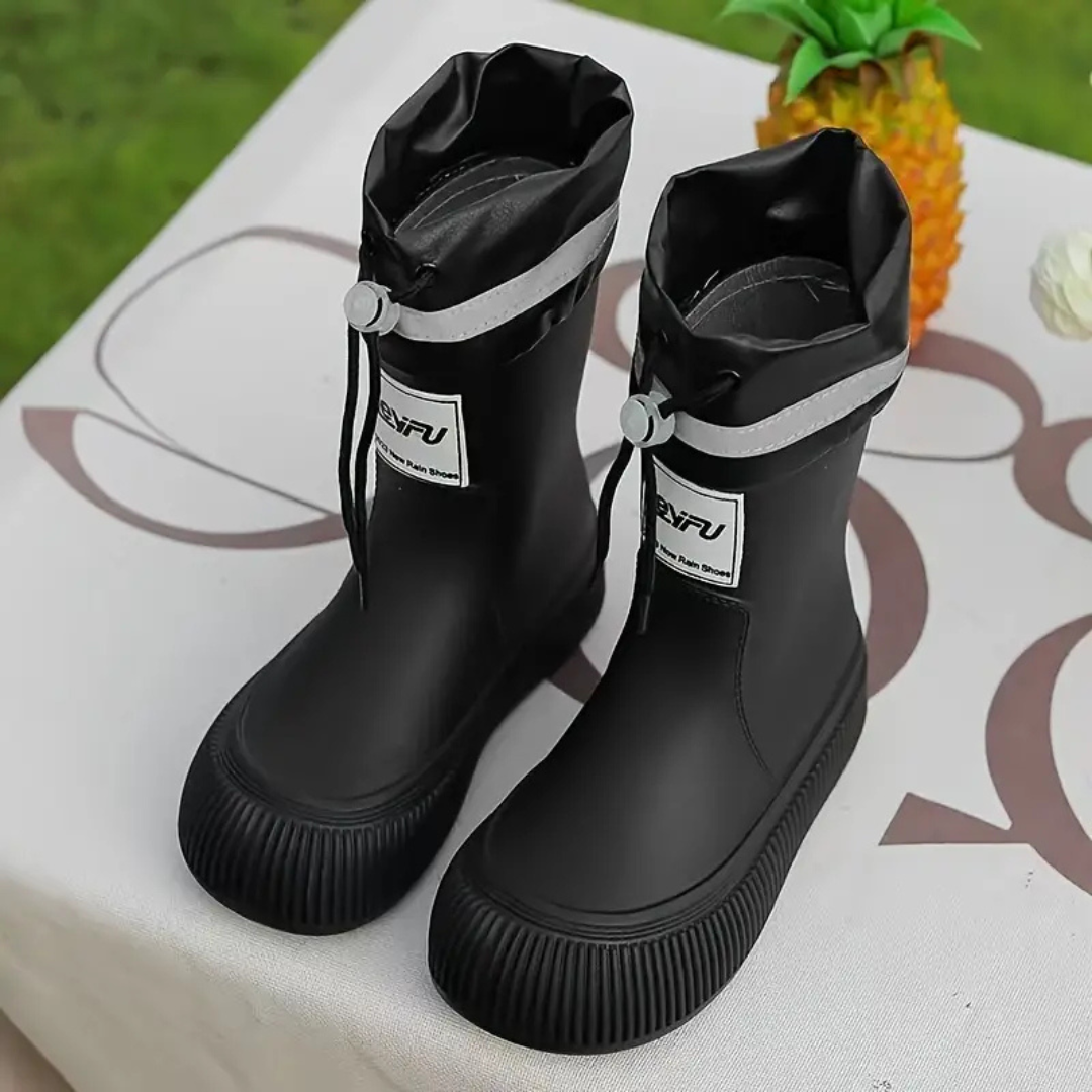 Safe & Dry – Children's Rain Boots with Anti-Slip