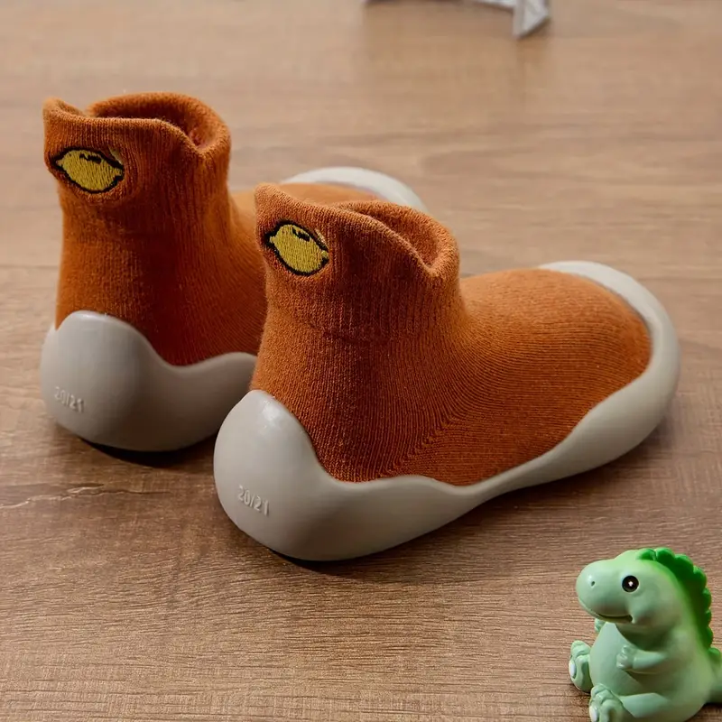 Natural Walking – Infant Shoes With Flexible Soles