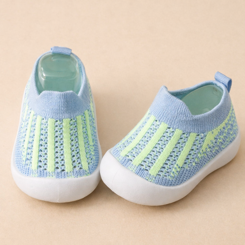 Solid non-slip sole - Children Sneakers