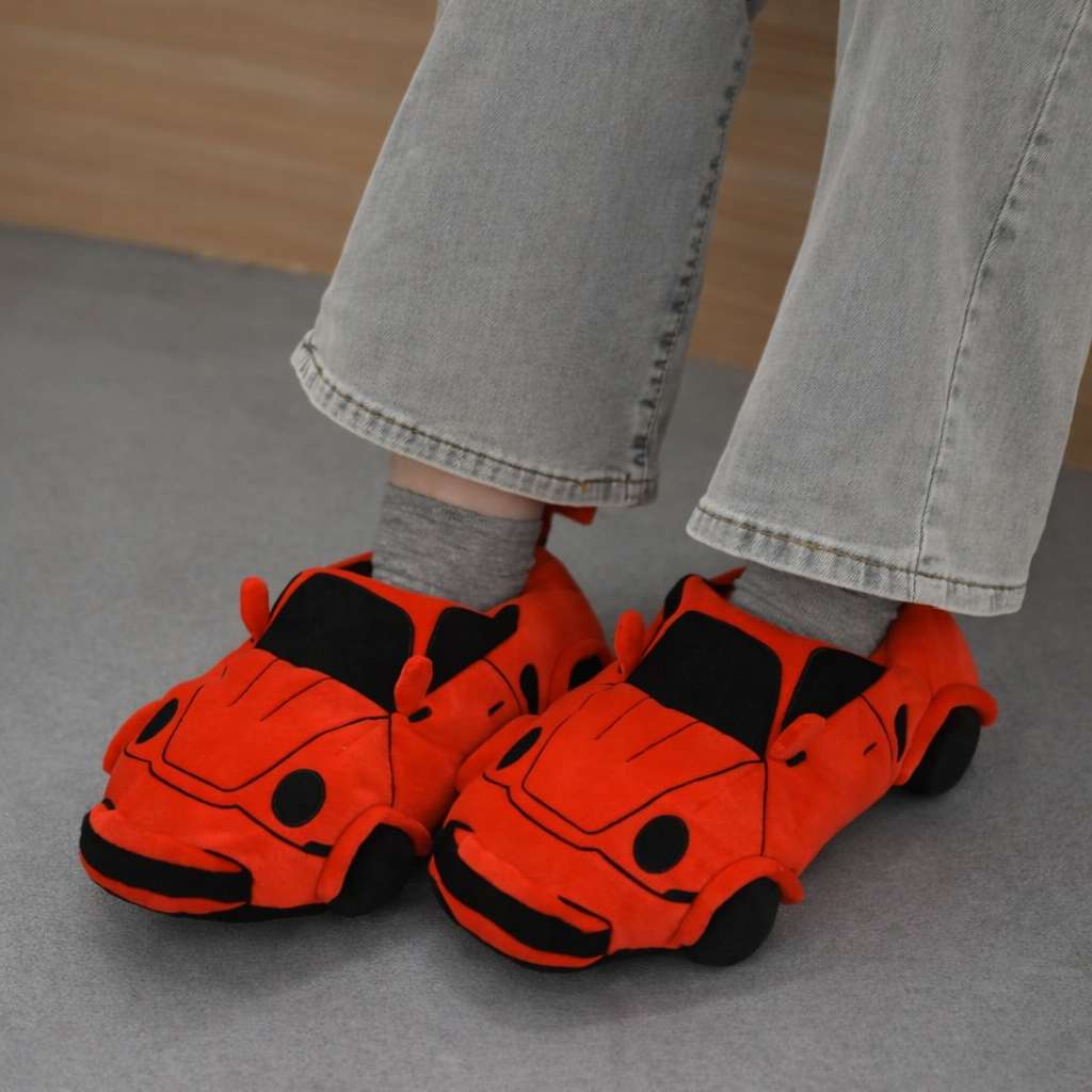 Warm & Play – Racing Slippers