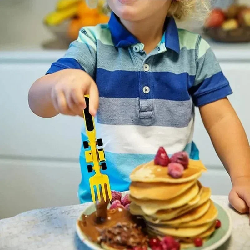 No more squeaking at the dinner table - Innovative cutlery set