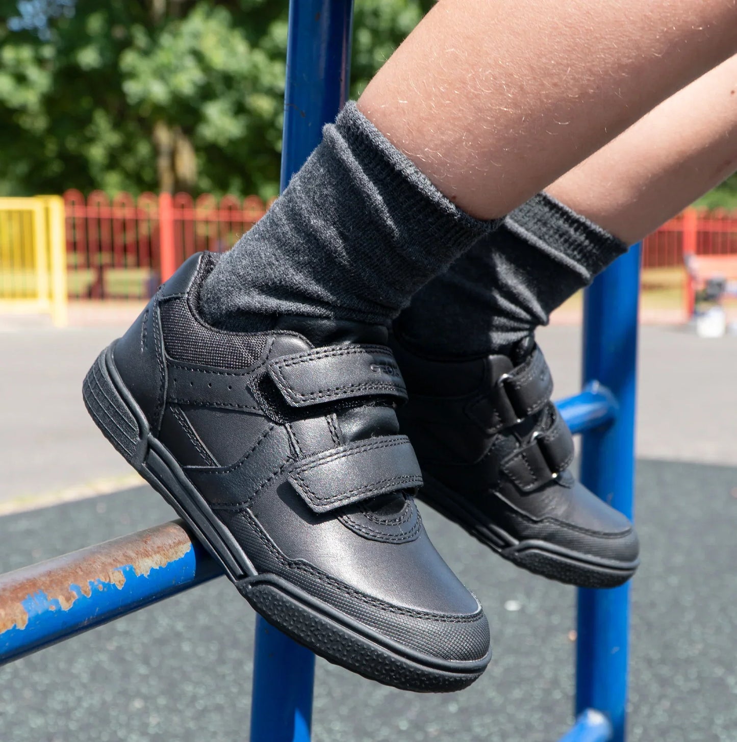 Light & Durable - Leather Sneakers with Velcro