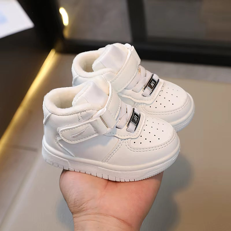 Sturdy and soft – Sneakers for toddlers