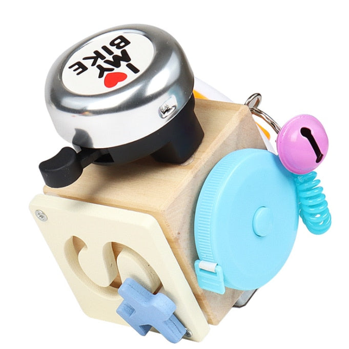 Develops finger dexterity - Tactile Cube