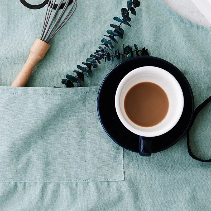Play and practical – Apron for children and adults