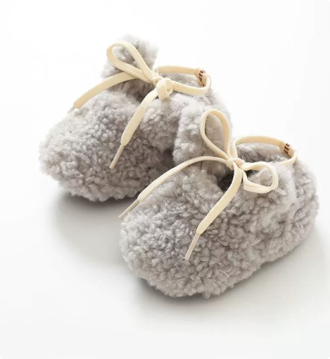 Warm & Safe – Non-Slip Bunny Slippers