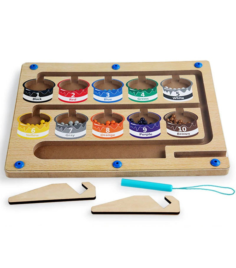 Maze adventure with magnets - Magneto sorting board