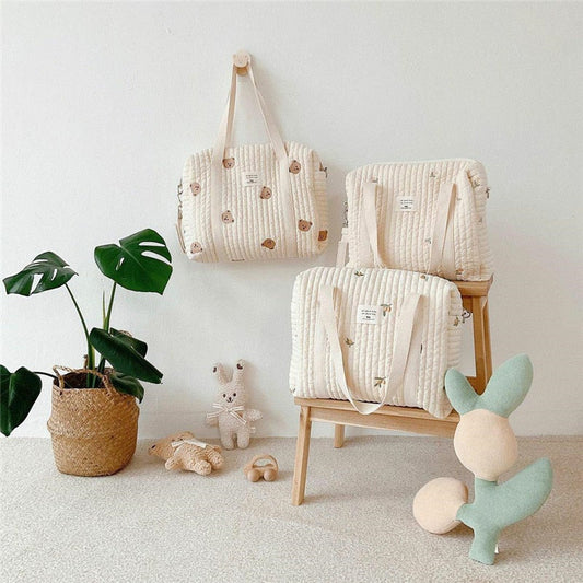 Spacious & Lightweight – Luxury Diaper Bag