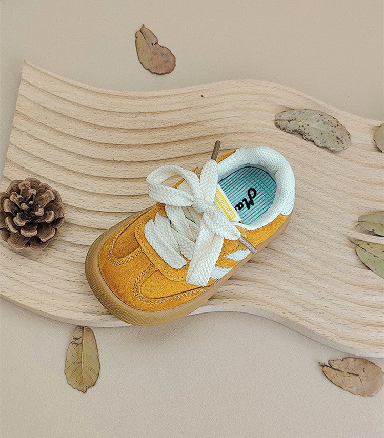 Comfort & Style - Sneaker with Laces
