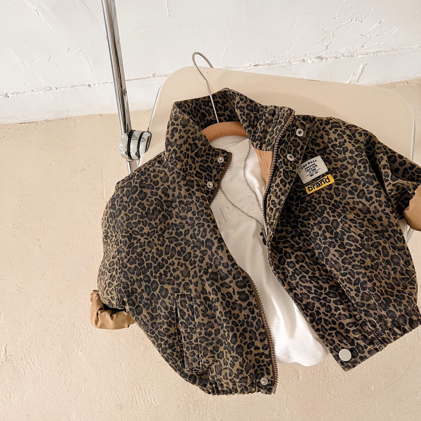 Cool & Comfortable – Leopard Print Jacket