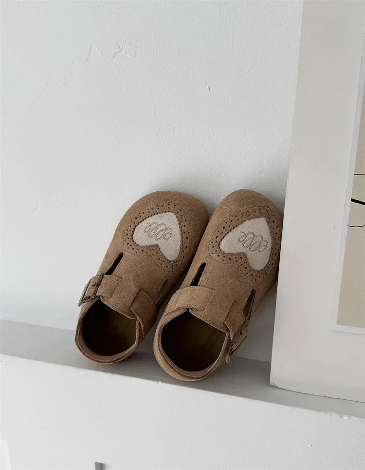 Leather & Barefoot – Children's Shoes with Plush Soles