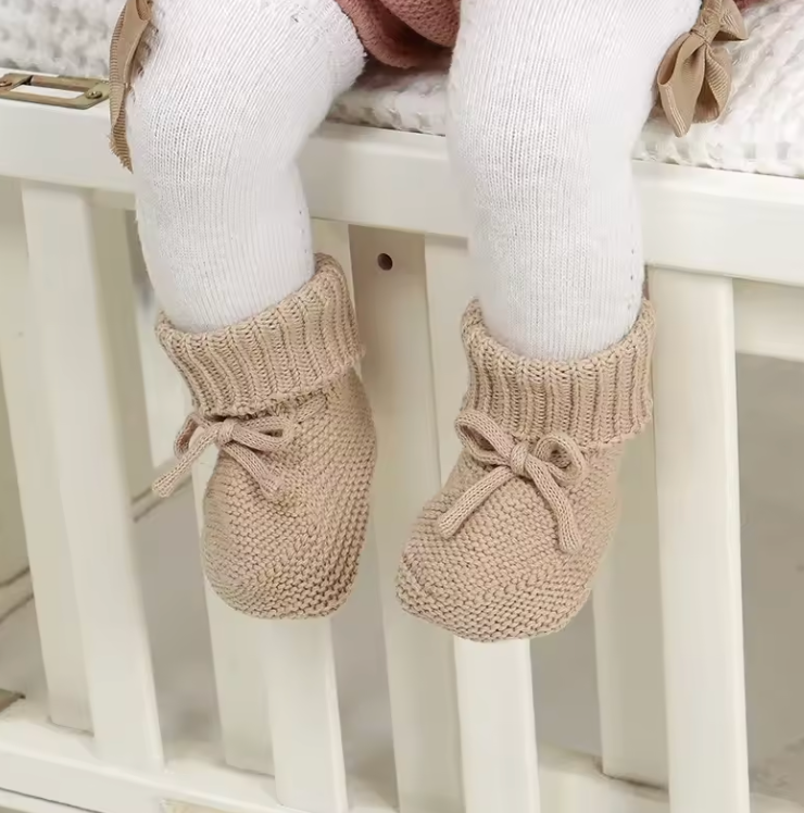 Warm & Soft – Knitted Infant Booties