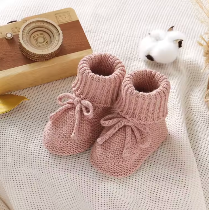 Warm & Soft – Knitted Infant Booties