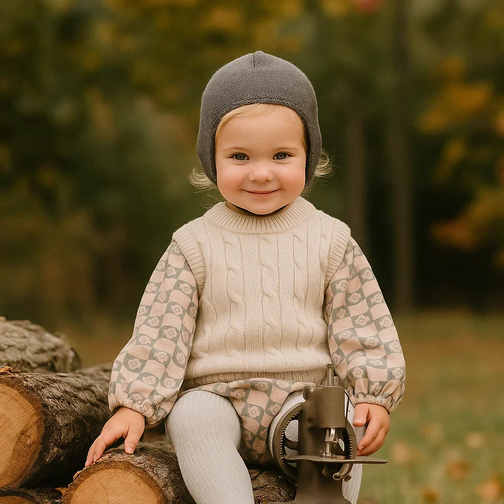 Warm & Comfortable – Children's sweater made from a fine wool blend