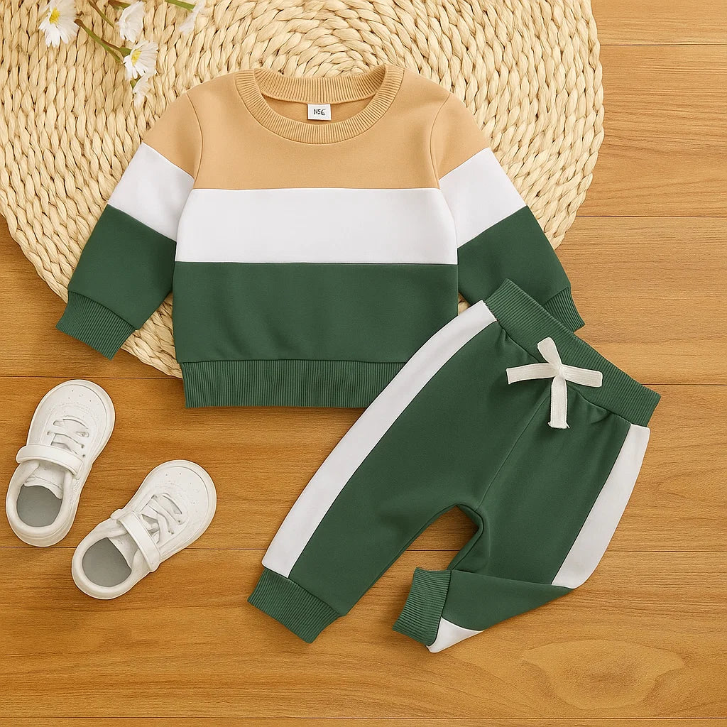 Casual & Comfortable – Sweatshirt with Jogging Pants