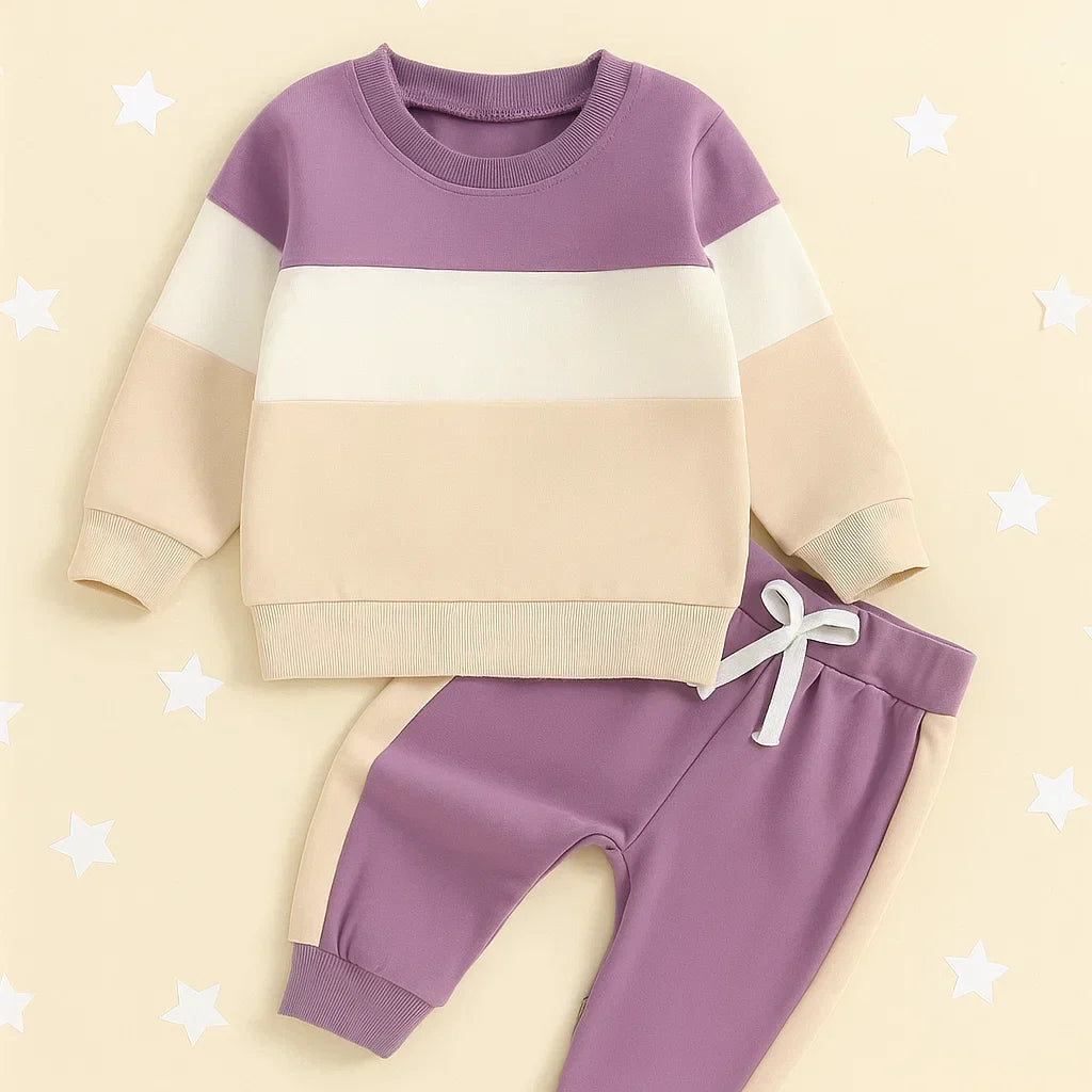 Casual & Comfortable – Sweatshirt with Jogging Pants