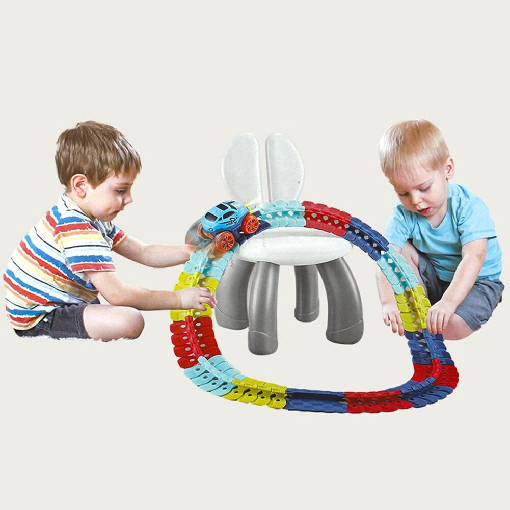 Developing creativity - Flexible race track
