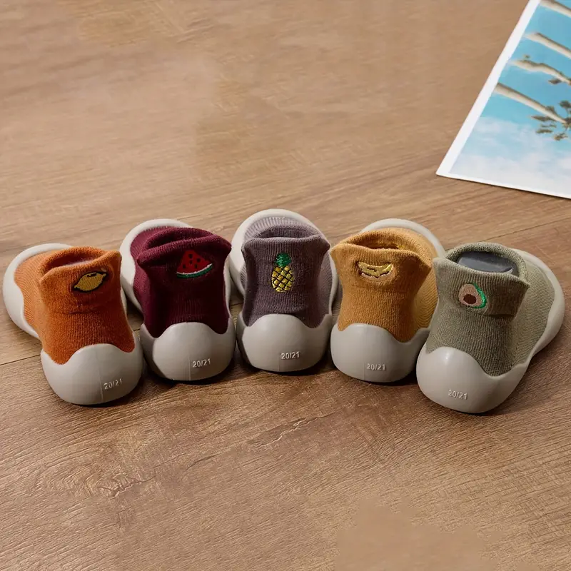 Natural Walking – Infant Shoes With Flexible Soles