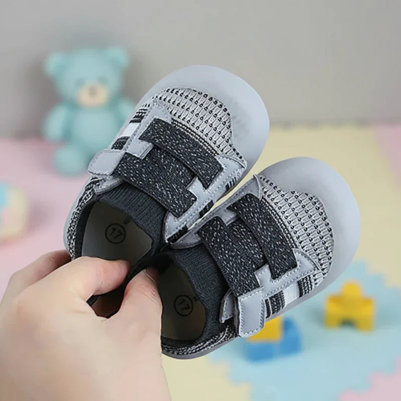 Sporty & Breathable – Mesh Infant Shoes with Soft Soles