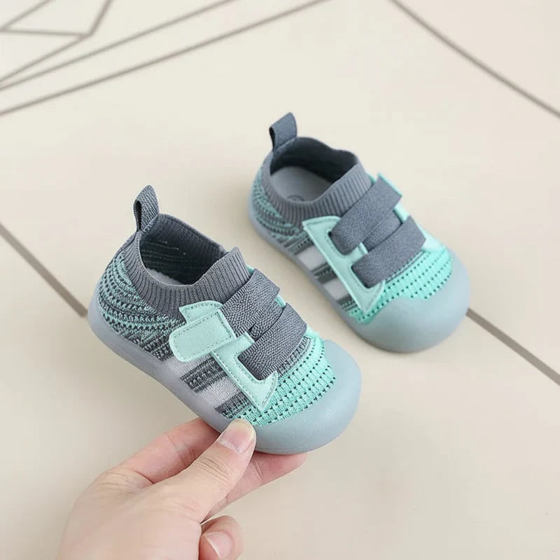 Sporty & Breathable – Mesh Infant Shoes with Soft Soles