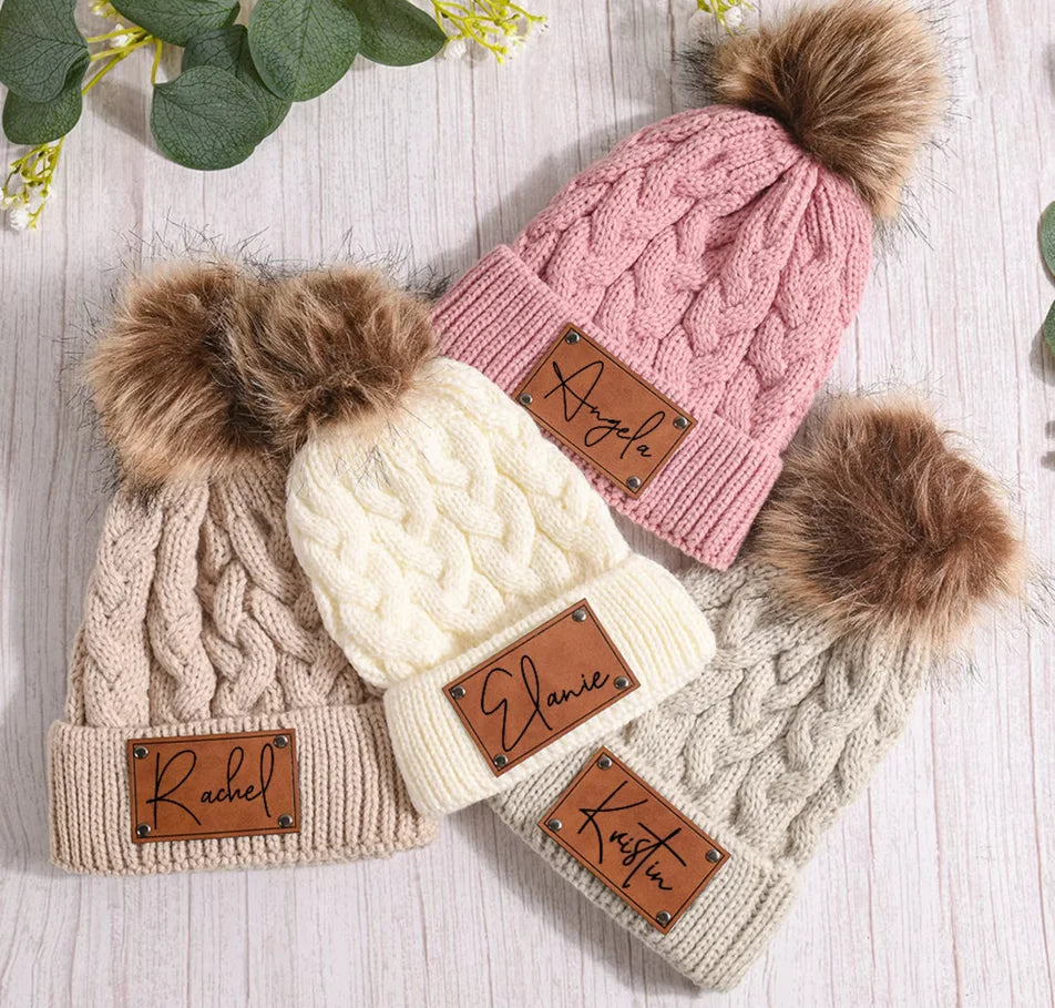 Own font - Hat with pompon