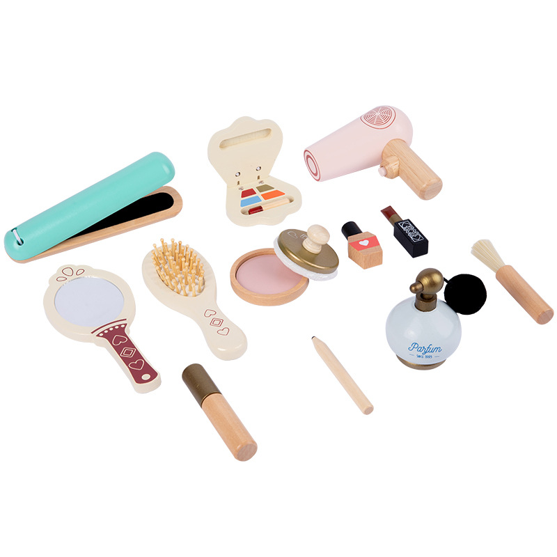 Imaginative & Sustainable – Beauty Salon Play Kit