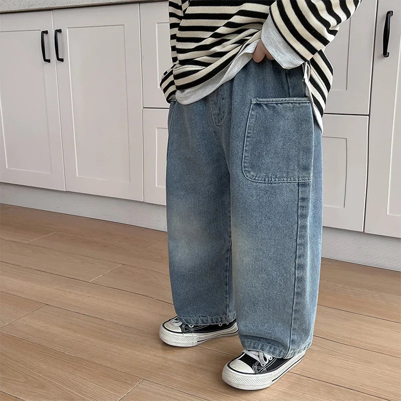 Straight Leg Jeans - Casual Jeans