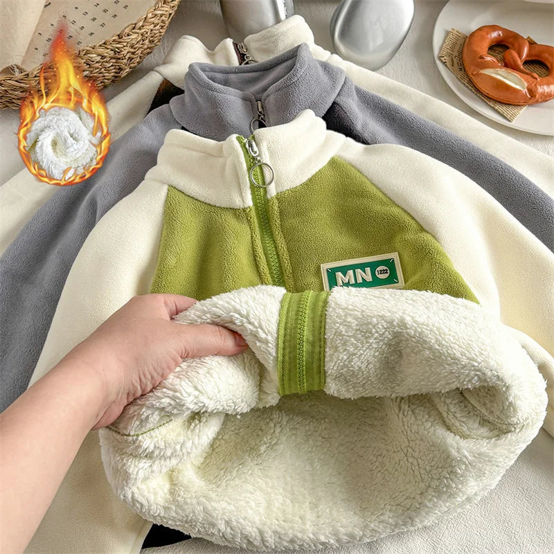 Comfortable & Insulating – Lambswool ‘look & feel’ Cardigan