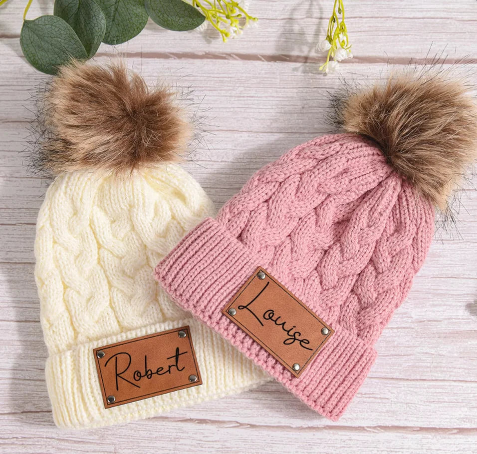 Own font - Hat with pompon