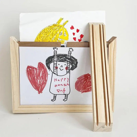 Change & Admire - Children's Art Frame