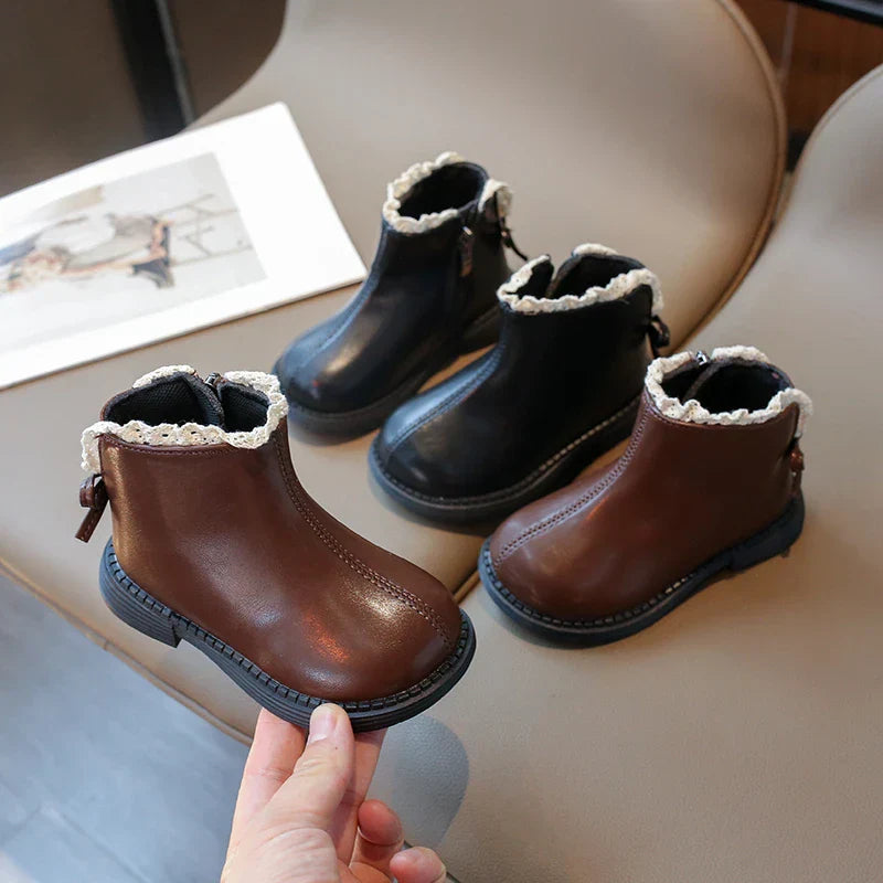 Warm & Classic - Leather Booties