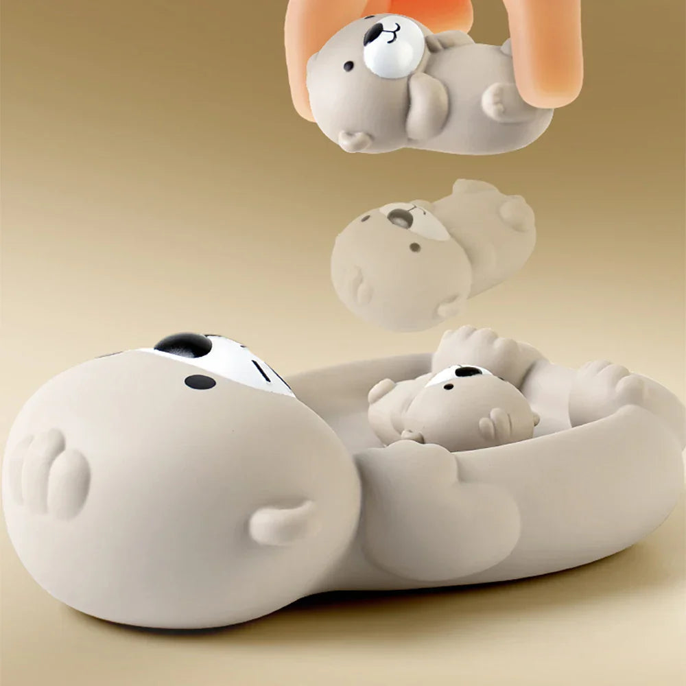 Otter family in Bath - Bath toys