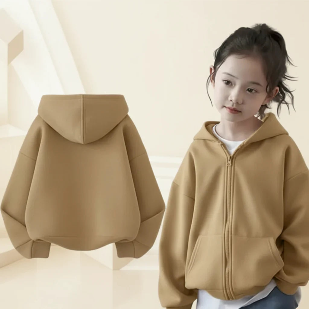 Trendy and practical – Hoodie for kids