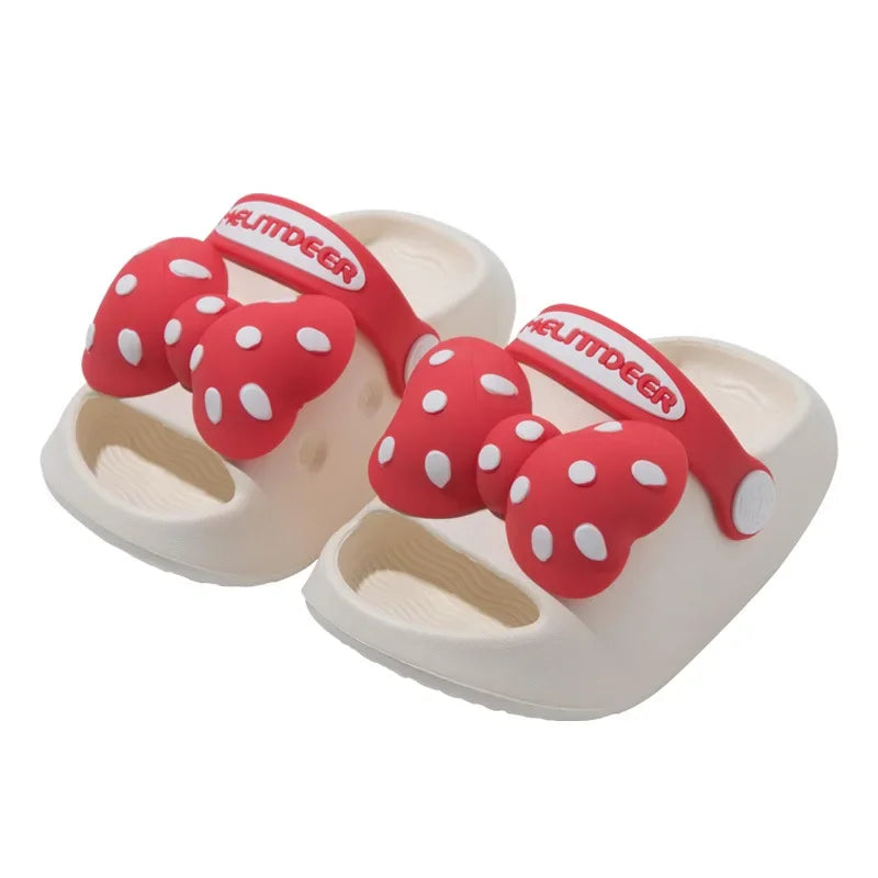 Cheerful & Safe - Polka Beach Slippers