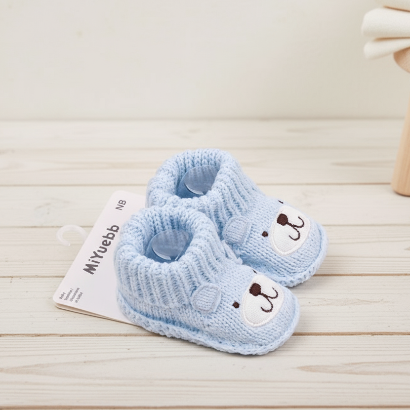 Knitted Infant Booties (3-6 months)