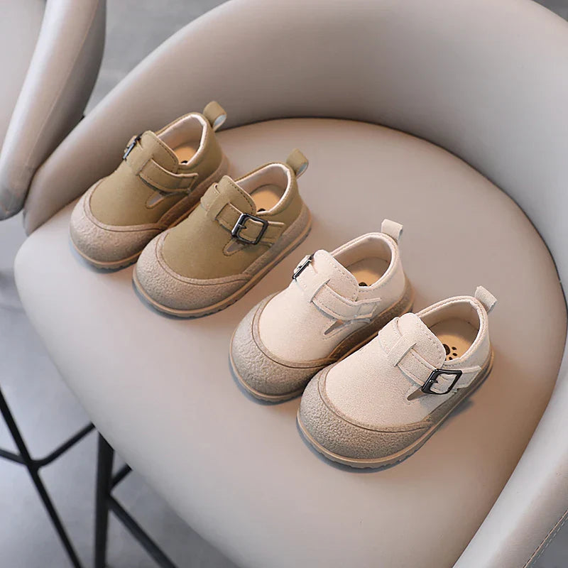 The first steps - Retro Children's Shoes